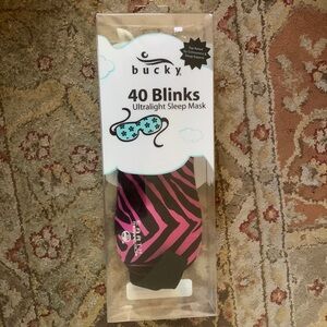 NWOT Bucky 40 blinks ultralight sleep mask. Velcro back, should fit anyone
